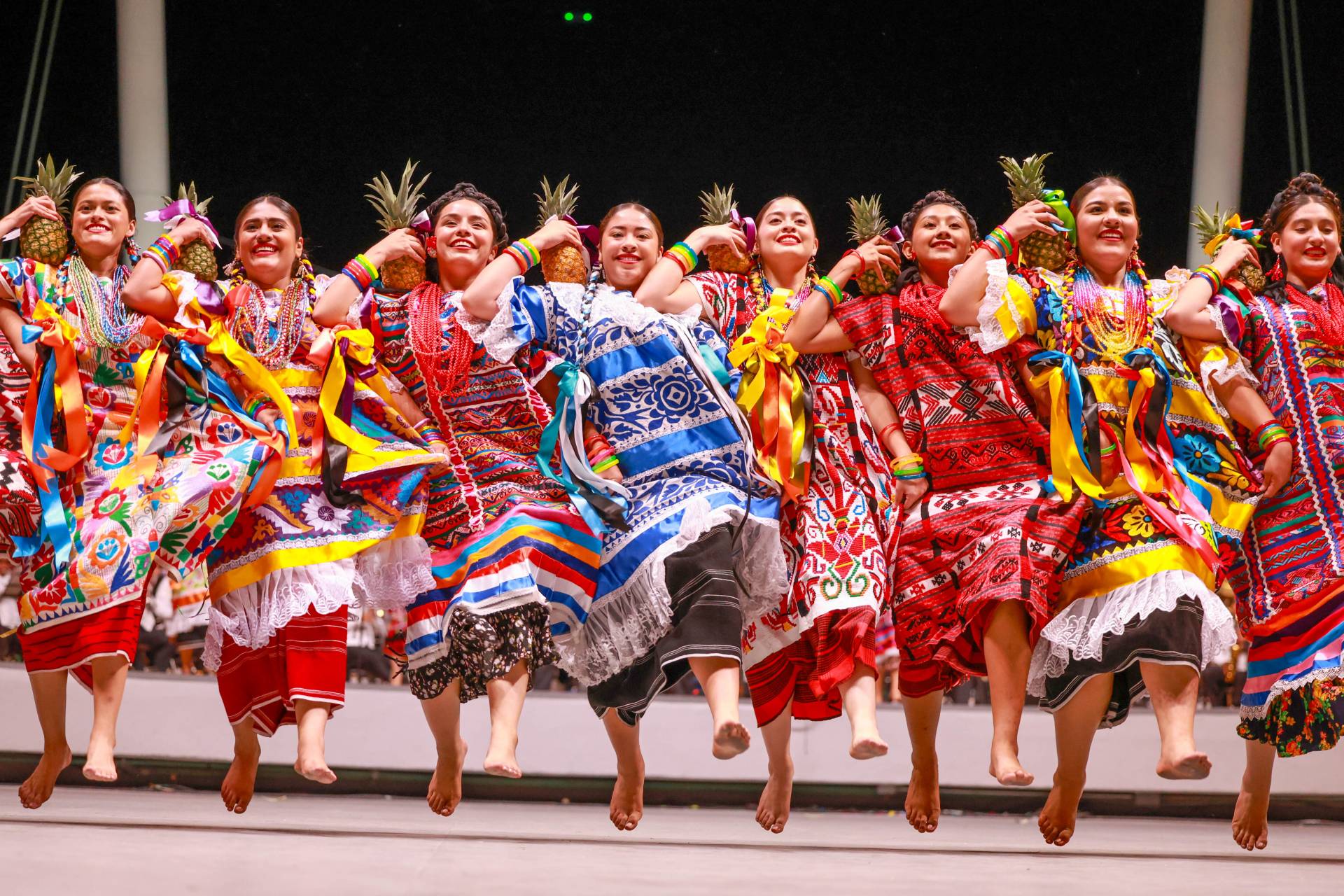 INAUGURACIÓN | La Guelaguetza