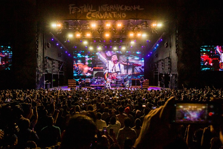 Rock, son y música clásica hacen brillar el último día del FIC 50